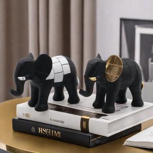 Simple Epoxy Resin Artistic Long-billed Geometric <b>Bird</b> Ornament Black White Color Matching Creative Living Room Entrance Office - Product Image 4