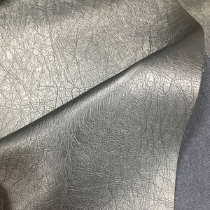 Rollo de Cuero Sintético PU Ecológico y Reciclable, con Estampado en Relieve, Antimoho e Impermeable, para Tapicería de Asientos de Auto y Confección de Prendas - Product Image 2