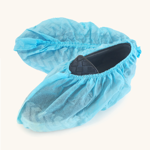 Copriscarpe Monouso Impermeabile Antiscivolo in Tessuto Non Tessuto PP Blu per Camera Bianca Certificato CE Classe <span class=keywords><strong>II</strong></span> Disinfezione Ozono - Product Image 2