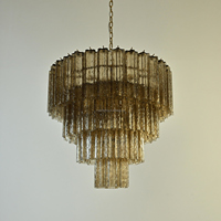 Lustre vintage médiéval français, suspension en tubes de verre texturés superposés, lampe de luxe électroplaquée pour la décoration de villas, salons et salles à manger