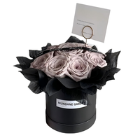 Boîte Cadeau YZ de Haute Qualité en Carton Rigide Recyclable avec Laminage Mat pour Bouquet de Fleurs Fraîches – Arrangement Floral Durable