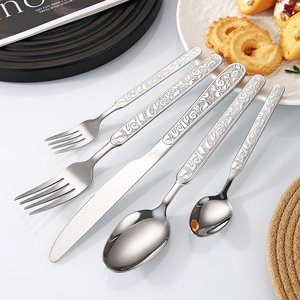 Juego de Cubiertos de Acero Inoxidable de 6 Piezas con Mango con Diseño de Tótem y Cubiertos Plateados Nuevos con Acabado Espejo y Cubiertos Dorados para Uso en Restaurantes - Product Image 3