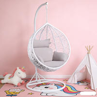 Balançoire de jardin, balançoire d'intérieur, balançoire de salon, balançoire en bois et rotin pour enfants, chaise suspendue en plastique transparent en forme d'œuf