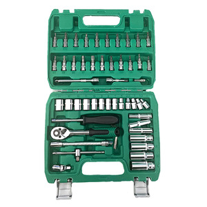 Ensemble d'outils manuels avec clé dynamométrique à cliquet de 216 pièces, kit d'outils de 151 pièces avec clés à douilles, boîte à outils pour utilisation automobile, combinaison argentée - Product Image 3