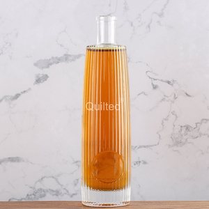 Bouteille <span class=keywords><strong>de</strong></span> whisky personnalisée en gros <span class=keywords><strong>de</strong></span> 500 ml, verre super flint, certifiée pour la sécurité alimentaire, fabricant chinois avec couvercle - Product Image 4