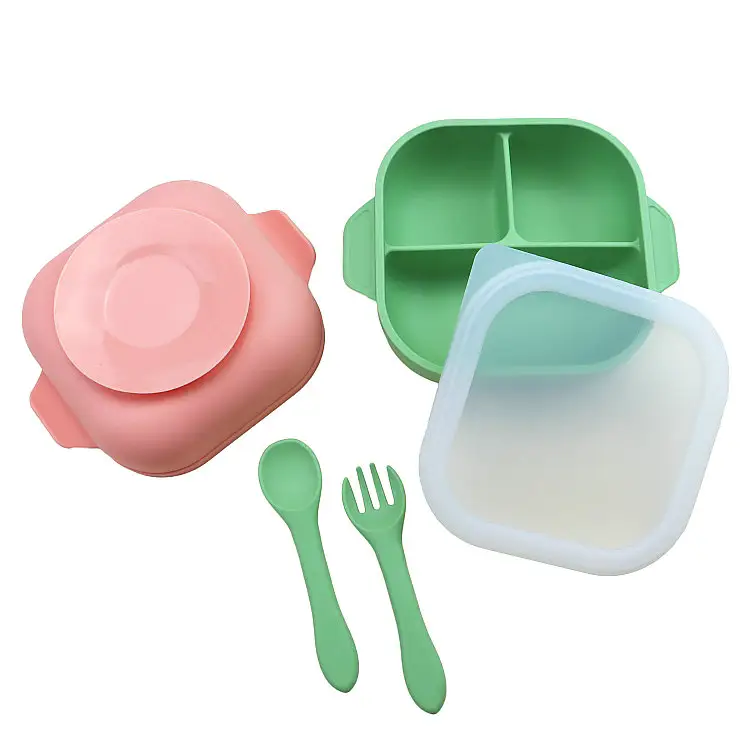 Logo Kustom Persegi Pembagi Mangkuk Bayi dengan Sendok Garpu Lembut Bebas BPA Mangkuk Hisap Silikon dan Sendok Set Makan Bayi