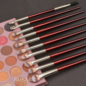 Bộ cọ trang điểm DailyQueen &BK 16 chiếc màu đỏ, chuyên dụng tán nền, phấn mắt, cao cấp, nhận làm nhãn riêng, in logo tùy chỉnh - Product Image 3