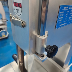 Новая автоматическая мясорезка RuiCheng из нержавеющей стали с регулируемой толщиной нарезки, съемным лезвием, производительностью 500-600 кг/ч, 220В/380В - Product Image 6