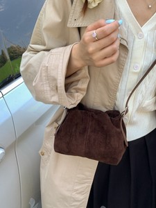 Autumn Winter New Retro Large Capacity Bucket Bag Korean Niche Design Crossbody Bag Fashion Small <b>Tote</b> Bag - Product Image 3