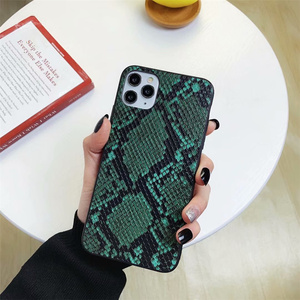 Coque de téléphone portable en cuir Serpentine, <span class=keywords><strong>Sexy</strong></span>, de marque de luxe, pour iPhone 12 Pro Max 12 MiNi 11 Pro MAX <span class=keywords><strong>X</strong></span> XS XR 7 6 plus <span class=keywords><strong>se</strong></span> 2020 - Product Image 2