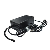 Chargeur de batterie au lithium LiFePO4 60V 6A 400W avec ports AC/DC pour trottinette électrique, certifié CE RoHS FCC