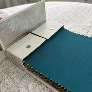 Livre d'échantillons <span class=keywords><strong>de</strong></span> tissus avec logo personnalisé / Carte d'échantillons textiles / <span class=keywords><strong>Catalogue</strong></span> d'échantillons <span class=keywords><strong>de</strong></span> tissus en carton offset avec reliure spirale, couleur personnalisable - Product Image 4