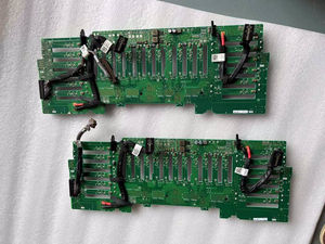X1T22 1x24 2,5-Zoll-SAS-Festplatten-Backplane für PowerEdge R920 Kompatibel Gebraucht Lagernd 100% Getestet Funktionsfähig 6 Monate Garantie - Product Image 3