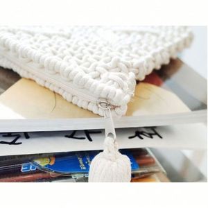 Sac à main en crochet fait main en coton avec pompons - Product Image 6