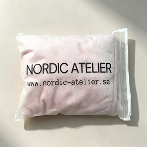 Sac refermable en EVA givré recyclable avec impression de logo personnalisé, sac d'emballage pour vêtements, t-shirt, jean, veste, sac à fermeture éclair pour les petites entreprises - Product Image 1