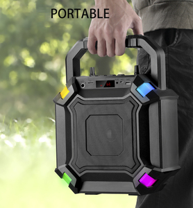 Yayusi Nhà Máy Giá T2 phong cách retro di động ngoài trời <span class=keywords><strong>Bluetooth</strong></span> <span class=keywords><strong>Speaker</strong></span> cắm trong dây micro LED màn hình đầy màu sắc ánh sáng không dây - Product Image 6