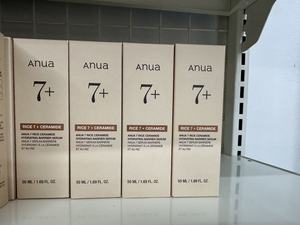 For Korean Skincare <b>Serum</b> 10% Niacinamide + 4% Tranexamic Acid + Vitamin <b>C</b> Liquid Face Moisturizer 30ml - Product Image 3