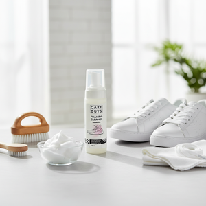 Nettoyant Moussant Rapide et Efficace pour Baskets et Chaussures de Sport Care Guys – Formule Douce, Blanchissante et Décontaminante 148ml - Product Image 3