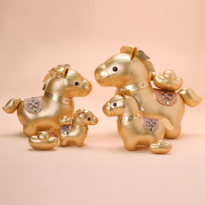 L'année du cheval immédiatement riche mascotte dorée cheval poupée en peluche mignon zodiaque cheval doré pour cadeau de vacances - Product Image 5