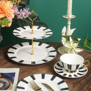 Tasse et assiette créatives coréennes, plateau en céramique du désert à 2 niveaux, tasse à café et soucoupe de <span class=keywords><strong>luxe</strong></span> à bord doré, ensemble de vaisselle - Product Image 4