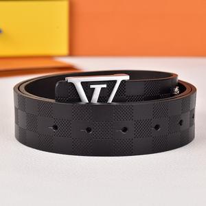 Cinturón de diseñador para hombre para viaje Material de piel de vaca de lujo ligero con estilo informal y aleación para hebilla Simple y de moda - Product Image 2