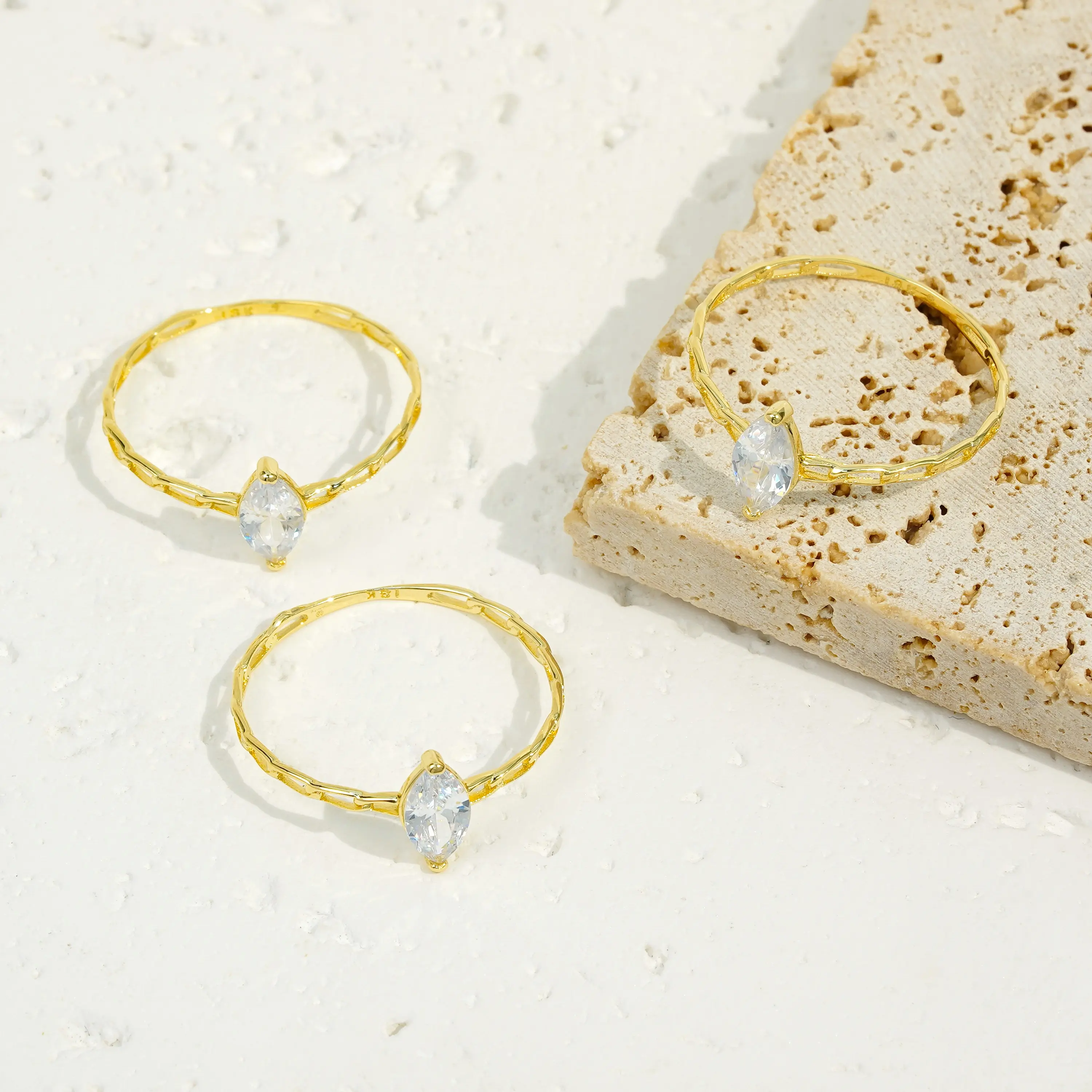 خاتم جديد من سلسلة الذهب عيار 18 من au750 خاتم كلاسيكي من الزركون الطبيعي خاتم ماسي موسان