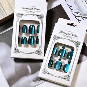 Set da 48 Pezzi di Unghie Finte Press-on Effetto Occhio di Gatto Viola/Blu/Rosso, Unghie Artificiali per Mani e Piedi, Fatte a Mano, Corte e Quadrate - Product Image 6