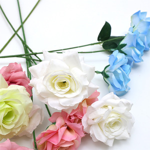 Bouquet de roses artificielles Xinchengzhi, 3 têtes, jaunes, en plastique, pour mariage et décoration intérieure - Product Image 4