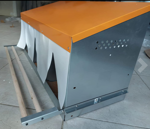 Nichoir à poules professionnel en métal à 3 trous, boîte de ponte <span class=keywords><strong>automatique</strong></span> pour volailles avec rideaux d'intimité pour les poulaillers de jardin - Product Image 3