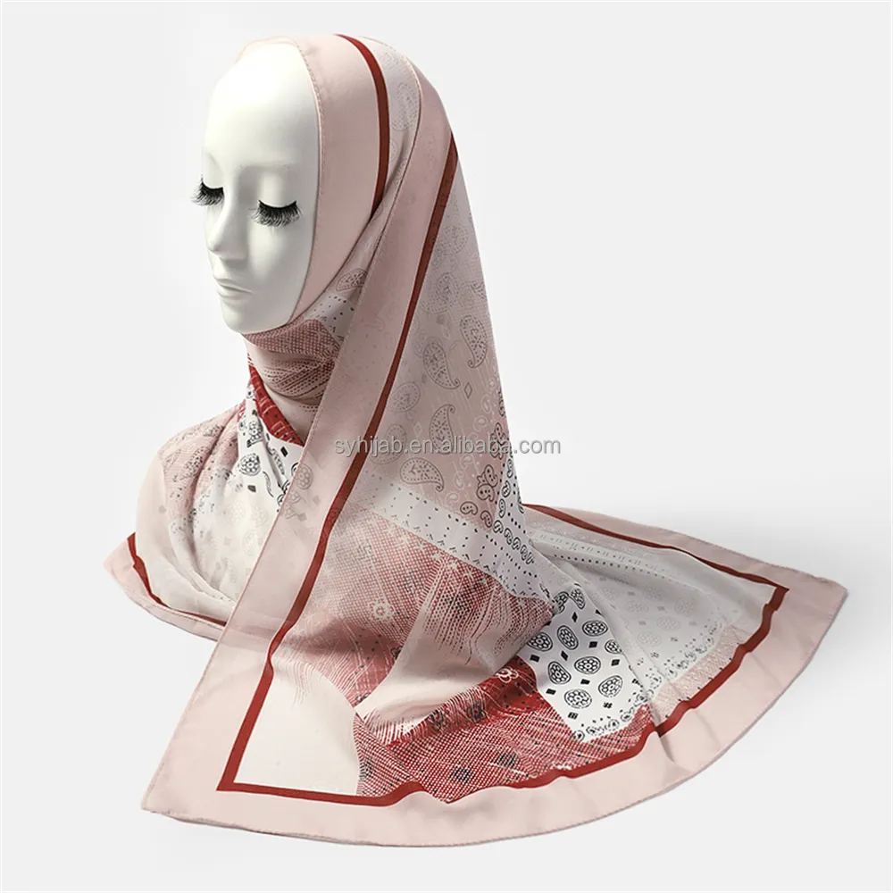 O excelente novo estilo hijab lenço quadrado de seda tudung com enroles de inverno e xales estampados com padrões de corrente