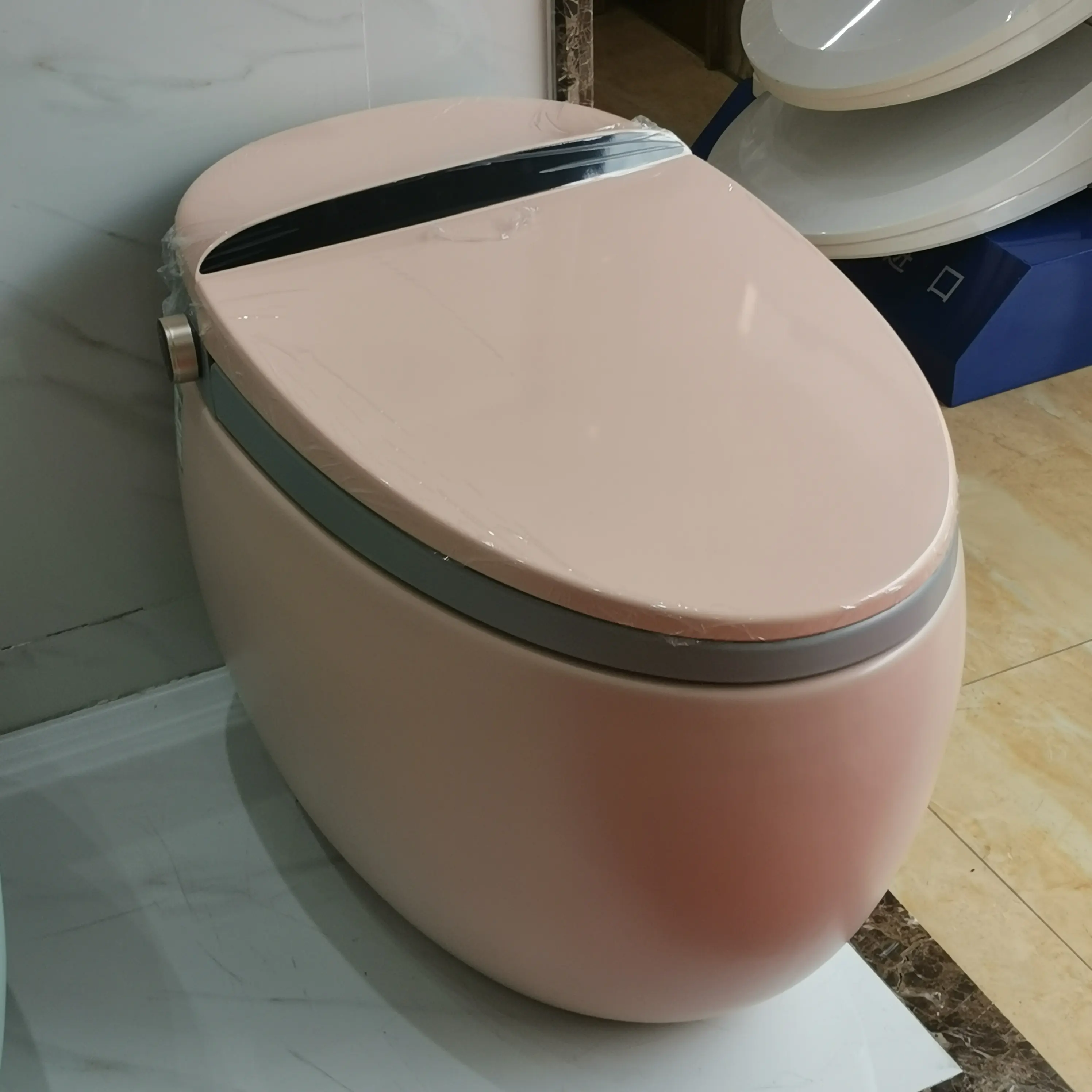Artículos sanitarios de baño de configuración de alto estándar, inodoro inteligente montado en el suelo, sifón, inodoro de Wc rosa de una pieza