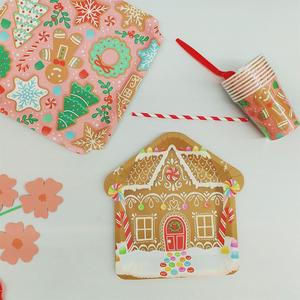 DAMAI Christmas Tree Snowflake Gingerbread Disposable Paper Dinnerware Plates Dessert Plates Cups for Merry Christmas Party - Product Image 5