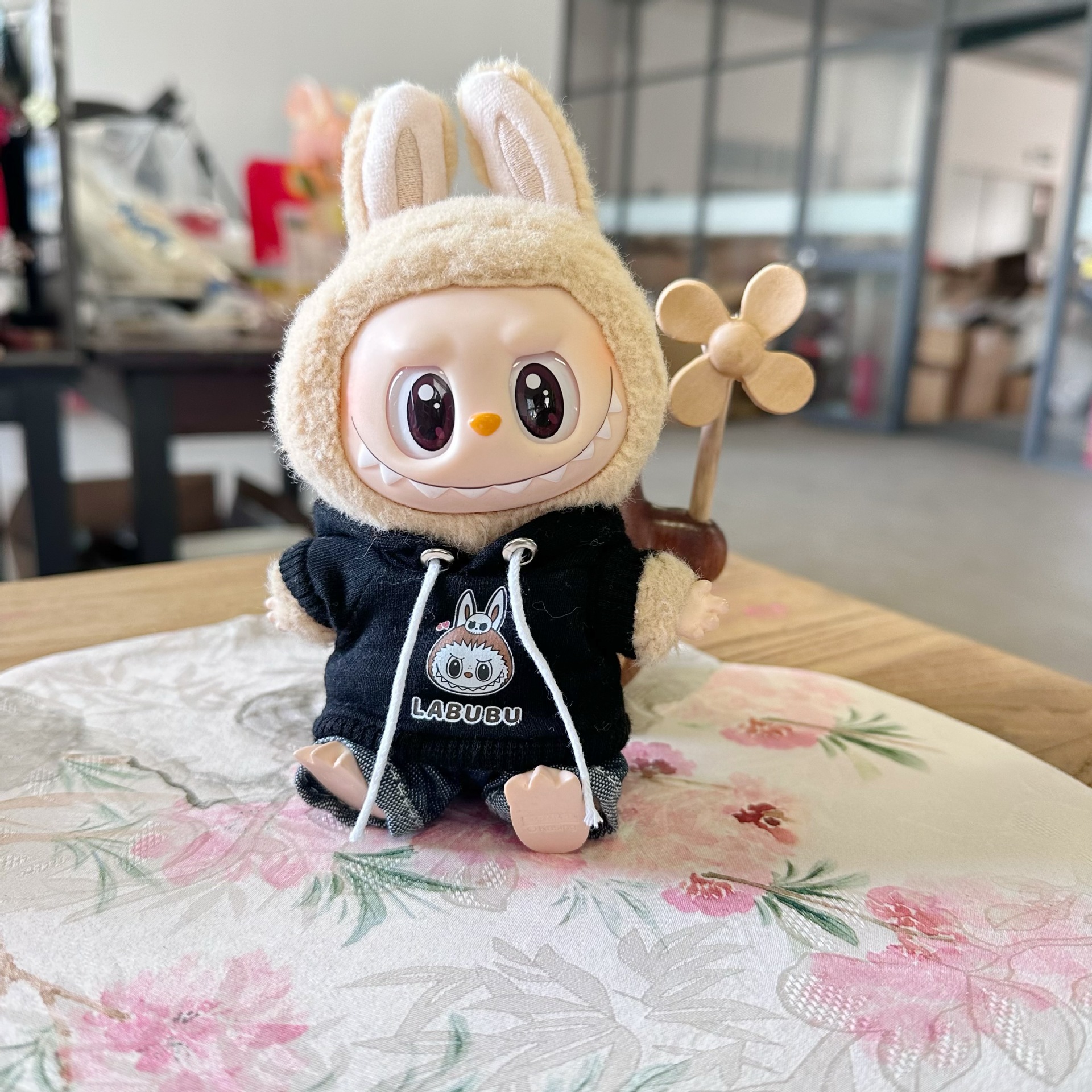 labubu 約17cm 門市現貨] POP MART正版LABUBU THE MONSTERS 春天野在家系列- 搪