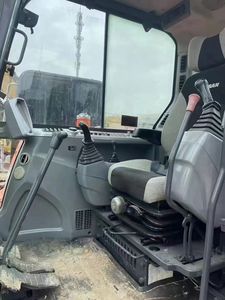 Mini excavadora usada DOOSAN DX60 6 T 6 Ton Corea hizo fuerza de excavación fuerte original rendimiento confiable segunda mano horas bajas CE - Product Image 6