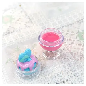 Custom Cute Ice Cream Shape Lipgloss Embalagem Clear Container Kids Clear Lip Gloss Tubo Gel Lip Balm ABS Feminino Umidade 6000