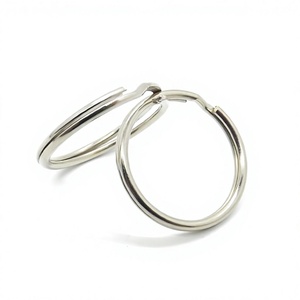 Yiwang พวงกุญแจทรงกลมแบบแยกโลหะสำหรับเป็นของขวัญประจำวัน - Product Image 1