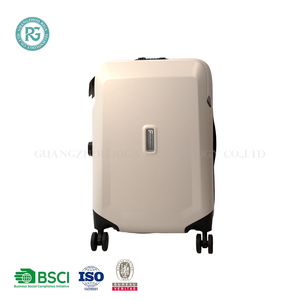 Комплект из 3 предметов: чемоданы RIGA Sports Style (20-28 дюймов), водонепроницаемые, экологичные, легкие, с замком, современный классический дизайн, полиэстер, вращение на 360 градусов - Product Image 2