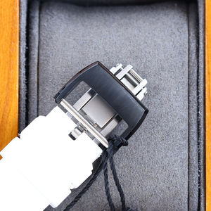 Meilleure Vente 2026 Montre Automatique 1701 Luxe à Cadran Squelette, Boîtier Blanc Rembourré, Bracelet en Caoutchouc, Mouvement Mécanique, Montre-Bracelet Haut de Gamme - Product Image 6