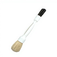 Brosse de nettoyage automobile double tête 2 en 1 avec poils de sanglier et de nylon pour le nettoyage intérieur du tableau de bord et extérieur des roues