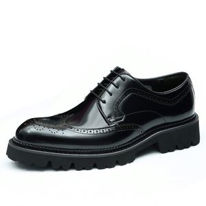 Men's <b>Patent</b> Leather Shoes Glossy Finish British Style Embossed <b>Brogue</b> Pointed Toe Shoes Thick Soles Luxury Designer <b>Brogues</b> - Product Image 5