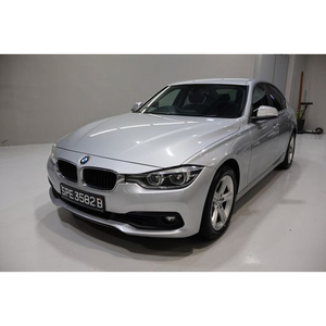 Vehículo de <span class=keywords><strong>Segunda</strong></span> <span class=keywords><strong>Mano</strong></span> <span class=keywords><strong>2015</strong></span>, Sedán de Lujo 318I, Gasolina, Automático, Volante a la Derecha, Interior Oscuro en Cuero, en Venta - Product Image 2