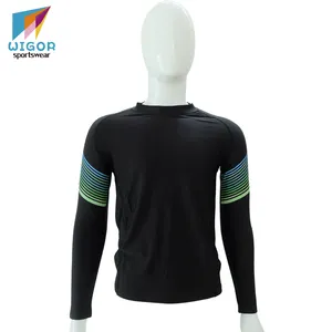 Yüksek kaliteli lycra spandex kumaş gerilmiş döküntü bekçi özel logo slim fit sıkıştırma gömlek yüzme döküntü bekçi