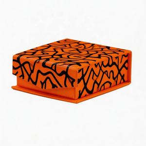 Proveedor <span class=keywords><strong>de</strong></span> <span class=keywords><strong>Cajas</strong></span> <span class=keywords><strong>de</strong></span> Regalo Rígidas para Perfumes con Cierre Magnético, Reciclables, con Logotipo Impreso Personalizado Premium - Product Image 4