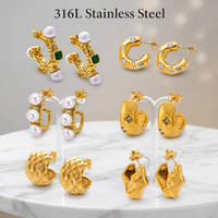 Boucles d'oreilles clous en acier inoxydable plaqué or 18 carats avec perles CZ, design pendantes en cristal et perles d'eau douce, plusieurs styles, hypoallergéniques, cadeau OEM