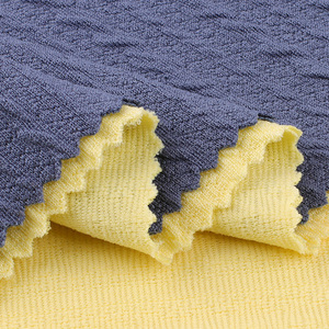 Tela Elástica de Punto Jacquard a Rayas de Spandex/Poliéster a Precio de Fábrica para Ropa Deportiva y Lencería - Product Image 6