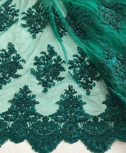 Ngọc Trai Hạt Sequin Vải Ren Cho Phụ Nữ Ăn Mặc Vải Ren Đính Cườm Màu Xanh Lá Cây Sâu Với Thiết Kế Thêu Tay Nặng - Product Image 2