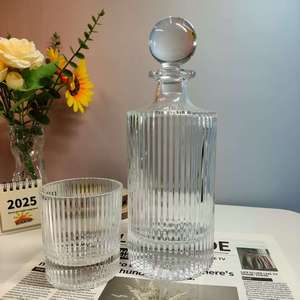 Carafe à whisky en cristal de grande capacité en gros, gravée, style classique, rayures verticales épaisses, bouteille en <span class=keywords><strong>verre</strong></span> à whisky - Product Image 6