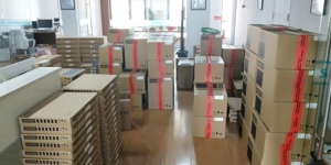 SIMATIC S7 6ES7954-8LE04-0AA0 PLC & PAC คอนโทรลเลอร์ของแท้ใหม่เอี่ยม พร้อมการ์ดหน่วยความจำ 12 MB และอินเทอร์เฟซการสื่อสาร RS485 SIM - Product Image 1