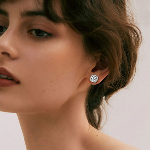 Nuovi Orecchini di Lusso con Moissanite da 2 Carati, Taglio Brillante Rotondo, Montatura a Griffe, Orecchini a Perno in Oro 14K, Orecchini a Perno Classici con Moissanite e Halo - Product Image 6