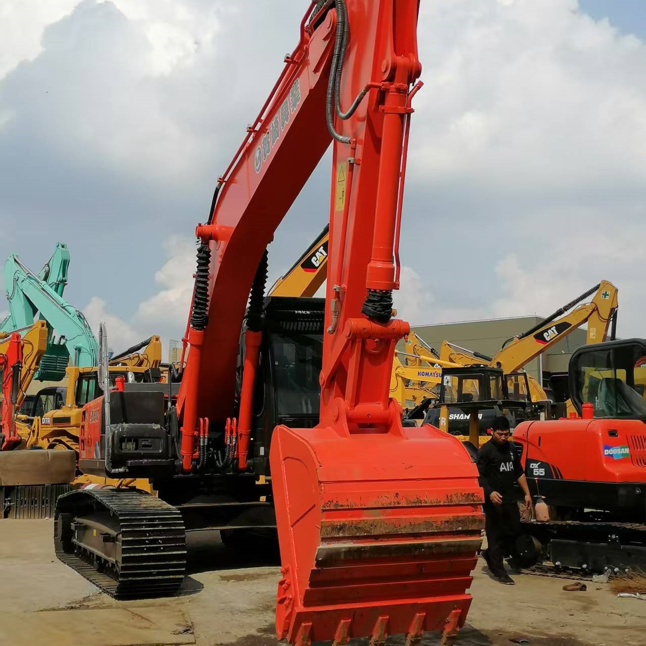 Hitachi Zaxis 200 Excavator ZX200-3 200-5 200-3G 20 Ton Excellent